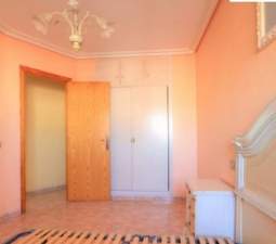 Venta de piso por 93800 con 108m y cuatro habitaciones en calle primero de mayo en ChilchesXilxes