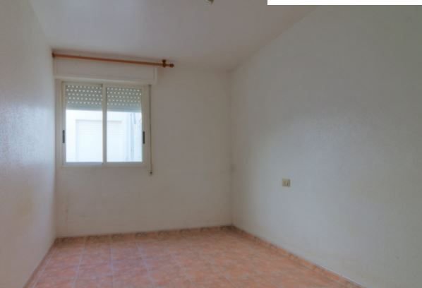 Venta de piso por 93800 con 108m y cuatro habitaciones en calle primero de mayo en ChilchesXilxes