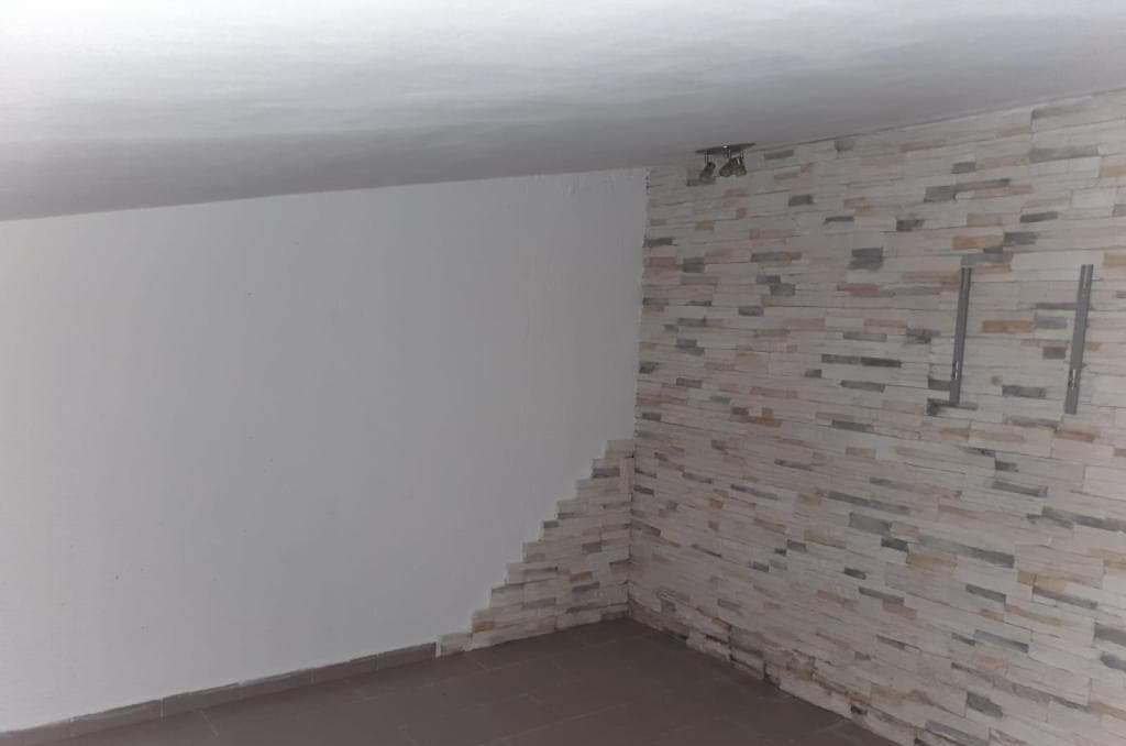 Local Comercial en venta  en Avenida Alcudia Benissa Alicante