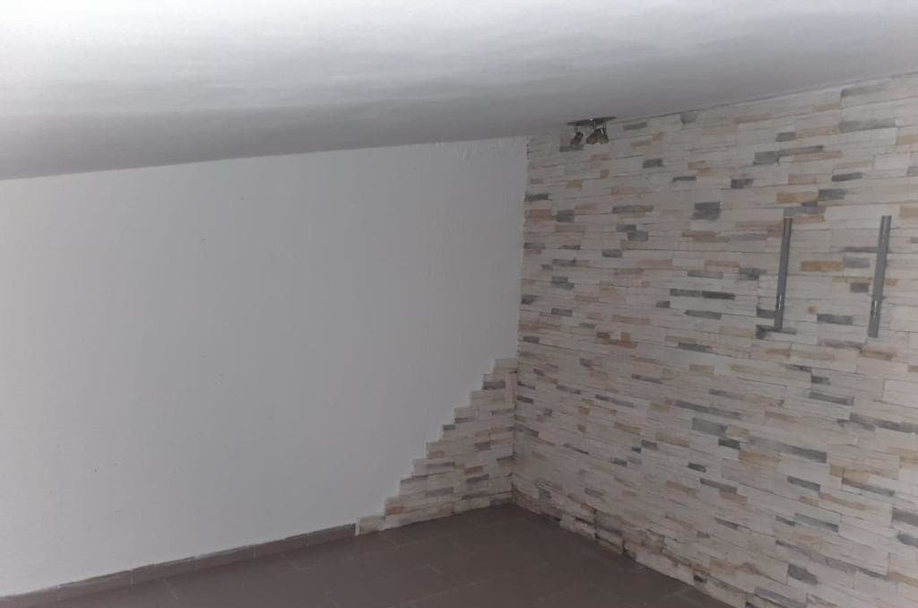 Local Comercial en venta  en Avenida Alcudia Benissa Alicante