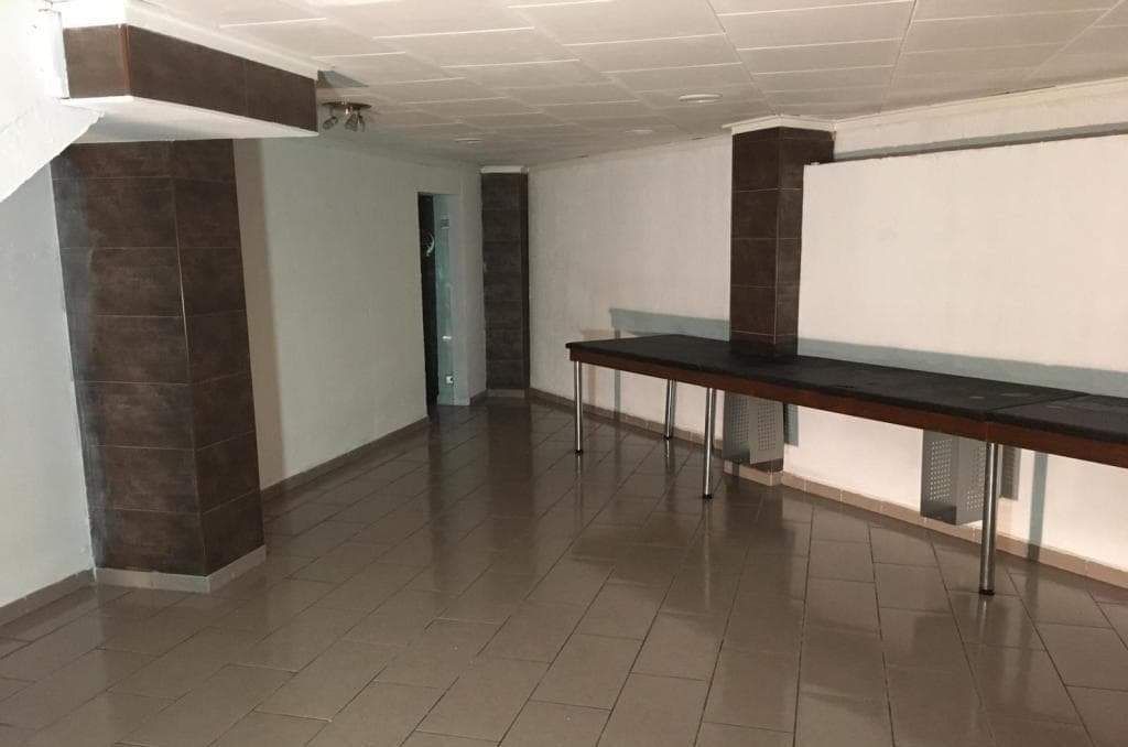 Local Comercial en venta  en Avenida Alcudia Benissa Alicante