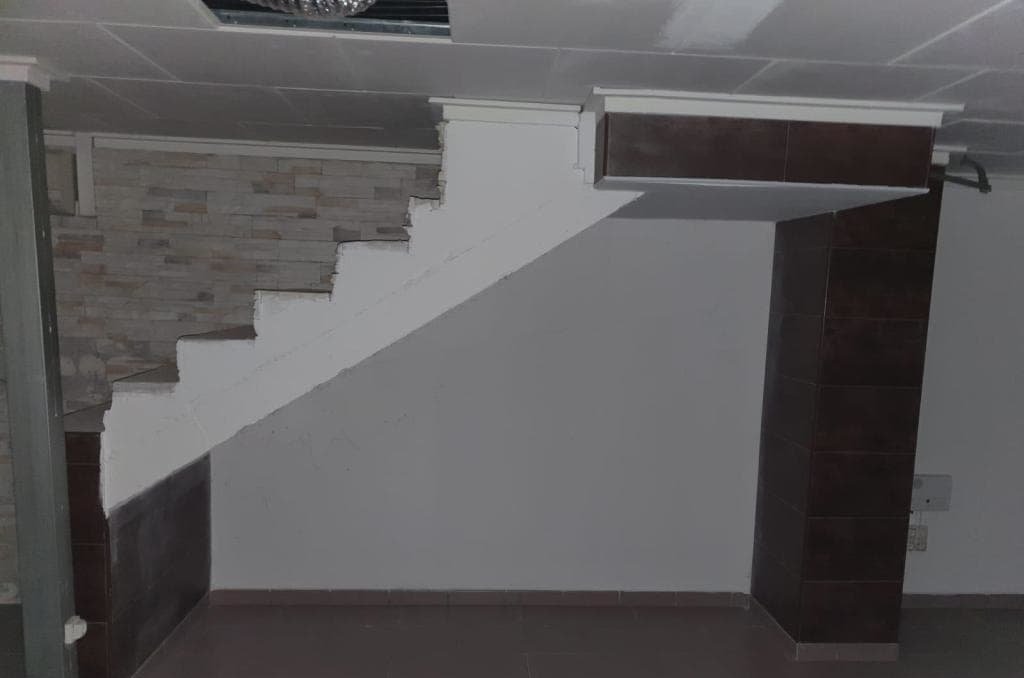 Local Comercial en venta  en Avenida Alcudia Benissa Alicante