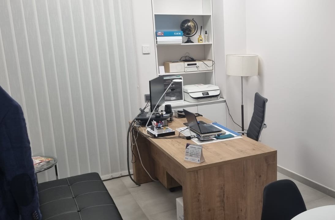 Local en venta en Mislata, Valencia