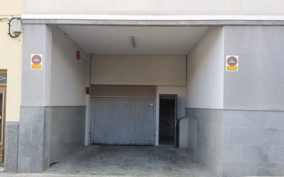 Garaje en venta en Calle Guarda Jurado Elche Alicante