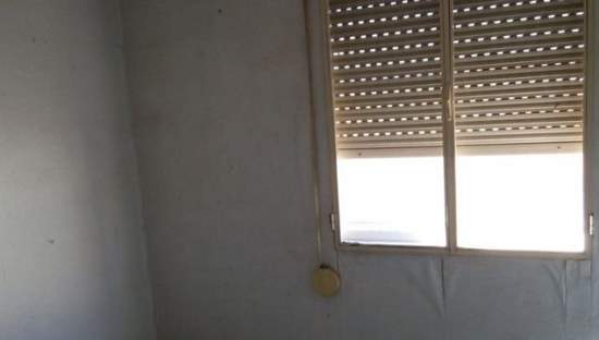 Compra piso en cbisbe lluis perez en Burriana por 28000 de 46m y tres habitaciones