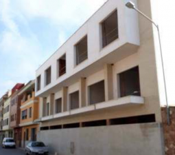 Piso disponible por 323.000 de 192m y 2 habitaciones en cbaltasar rull Betxí