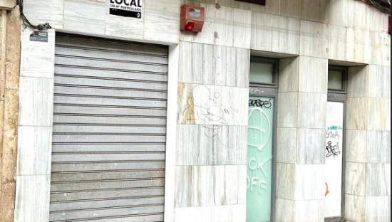 Local en venta en En Corts, Valencia