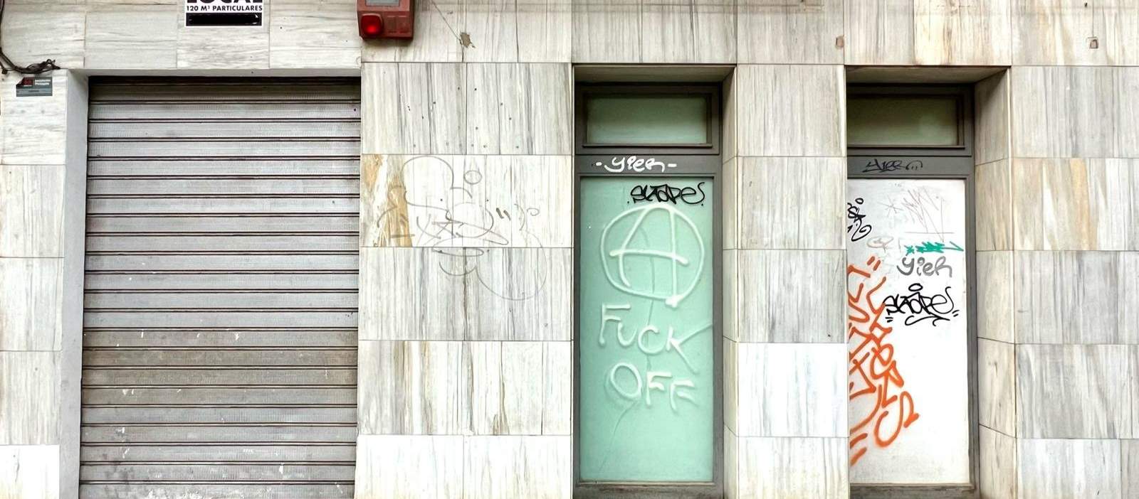 Local en venta en En Corts, Valencia