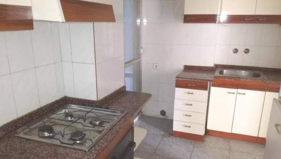 Piso en venta  en Calle Luis Marti Monvar Alicante