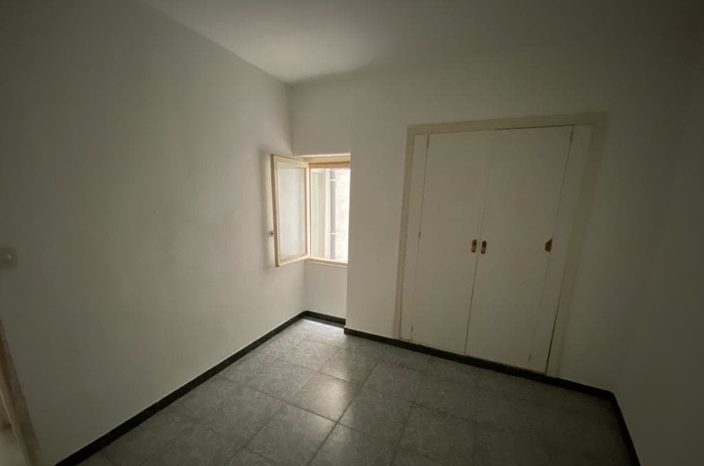 Piso en venta  en Calle Luis Marti Monvar Alicante