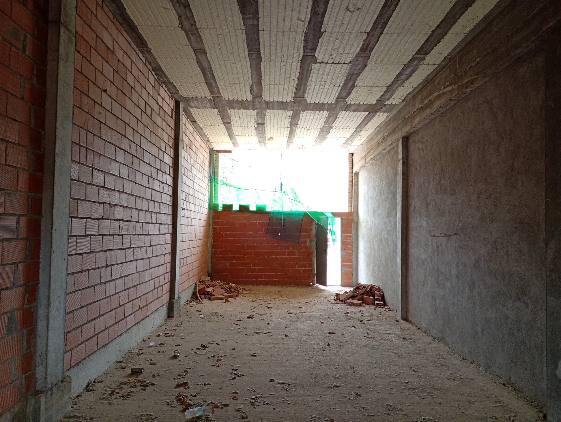 Local en venta en La Nucia, Alicante