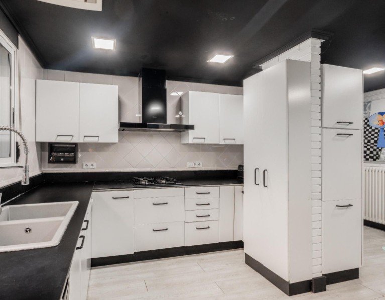 Chalet en venta en La Cañada, Valencia