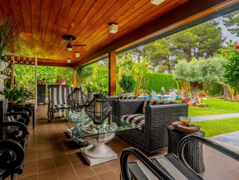 Chalet en venta en La Cañada, Valencia