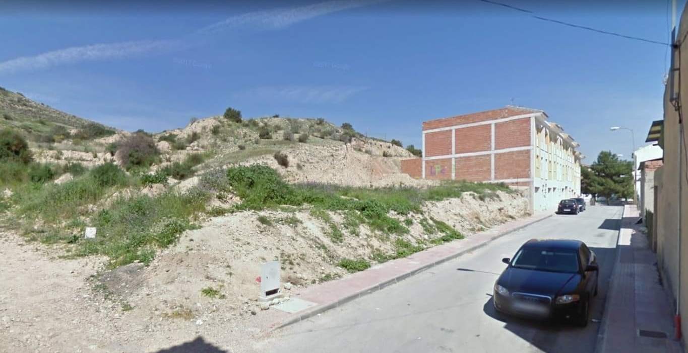 Urbano Solar en venta  en Calle Villa Cohete Totana Murcia