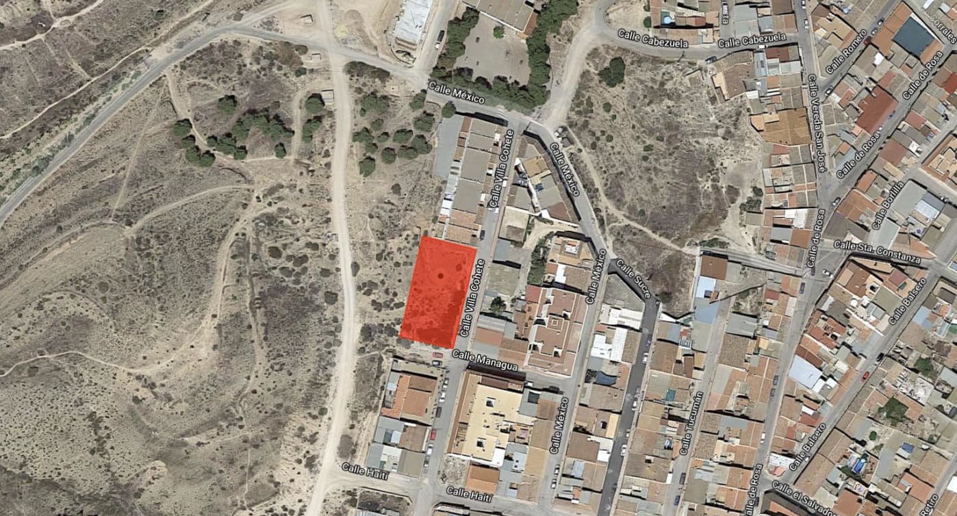 Urbano Solar en venta  en Calle Villa Cohete Totana Murcia