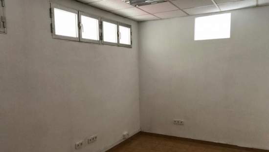 Local Comercial en venta  en Calle Daya Vieja Alicante Alicante