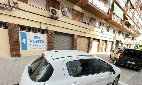 Local Comercial en venta  en Calle Daya Vieja Alicante Alicante