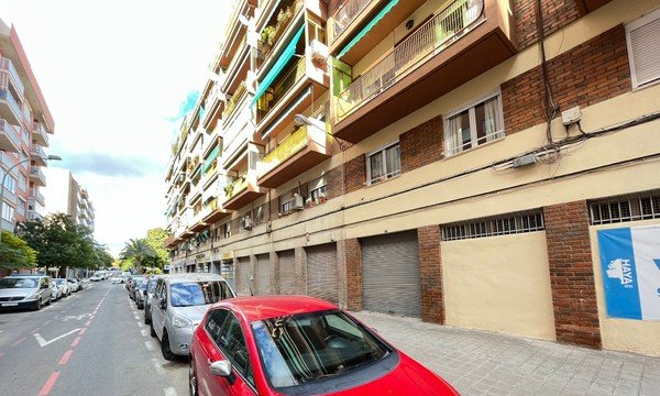 Local Comercial en venta  en Calle Daya Vieja Alicante Alicante