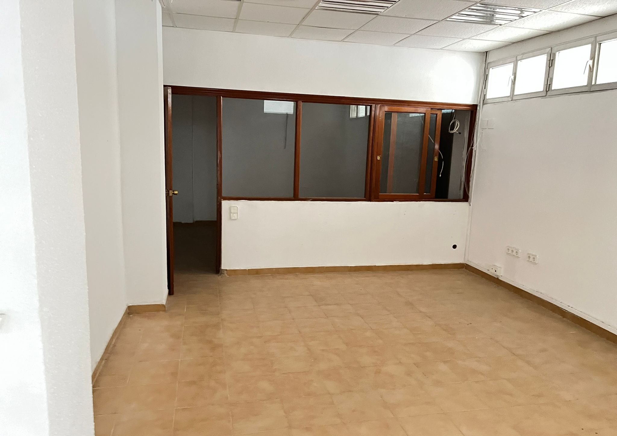 Local Comercial en venta  en Calle Daya Vieja Alicante Alicante
