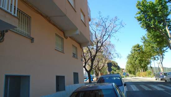 Local en Av Sants de la Pedra - Sagunto - Valencia