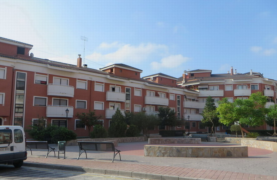 Garaje en venta  en Avenida Gabriel Miro Polop Alicante