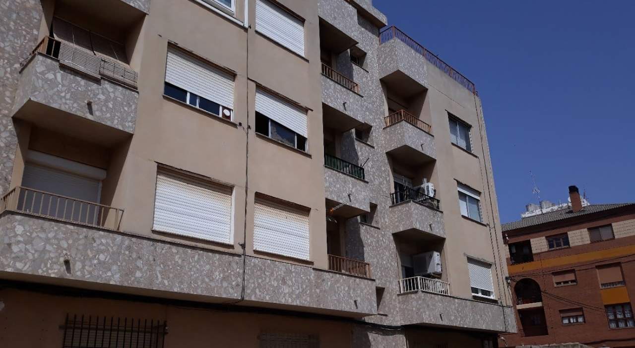 Piso en venta  en Calle Maestro Valentin Puig Turs Valencia