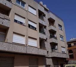Piso en venta  en Calle Maestro Valentin Puig Turs Valencia