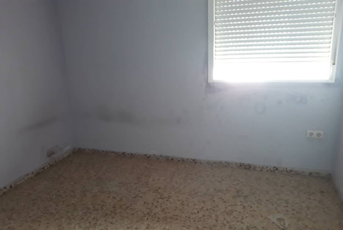 Piso en venta  en Calle Maestro Valentin Puig Turs Valencia