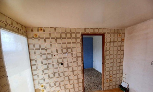 Piso en venta  en Calle Maestro Valentin Puig Turs Valencia