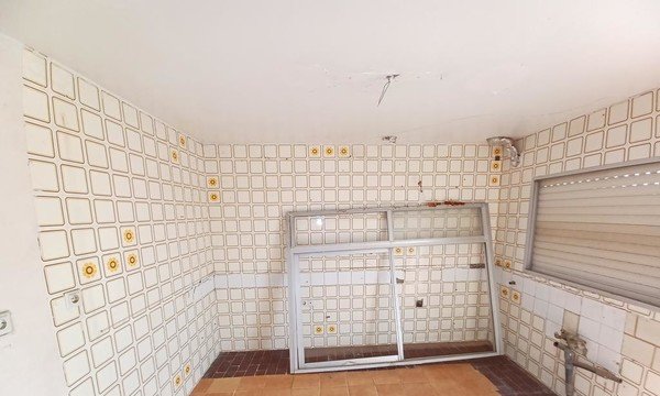 Piso en venta  en Calle Maestro Valentin Puig Turs Valencia