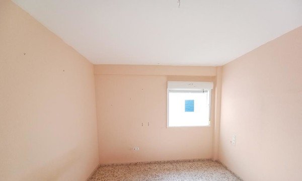 Piso en venta  en Calle Maestro Valentin Puig Turs Valencia