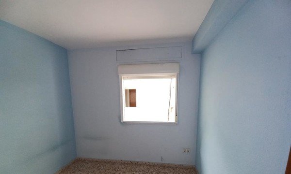 Piso en venta  en Calle Maestro Valentin Puig Turs Valencia
