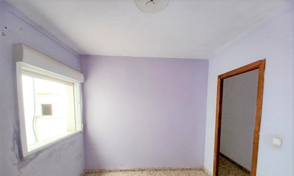 Piso en venta  en Calle Maestro Valentin Puig Turs Valencia