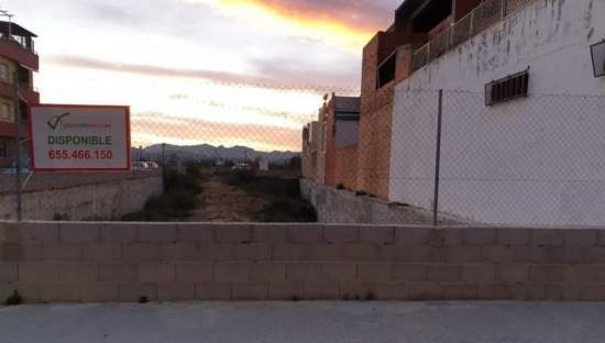 Se vende suelo urbano residencial por 115500 con 1320m en cangel en Manuel