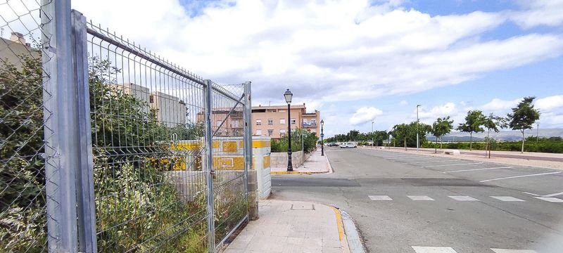 Se vende suelo urbano residencial por 115500 con 1320m en cangel en Manuel