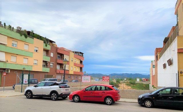 Se vende suelo urbano residencial por 115500 con 1320m en cangel en Manuel