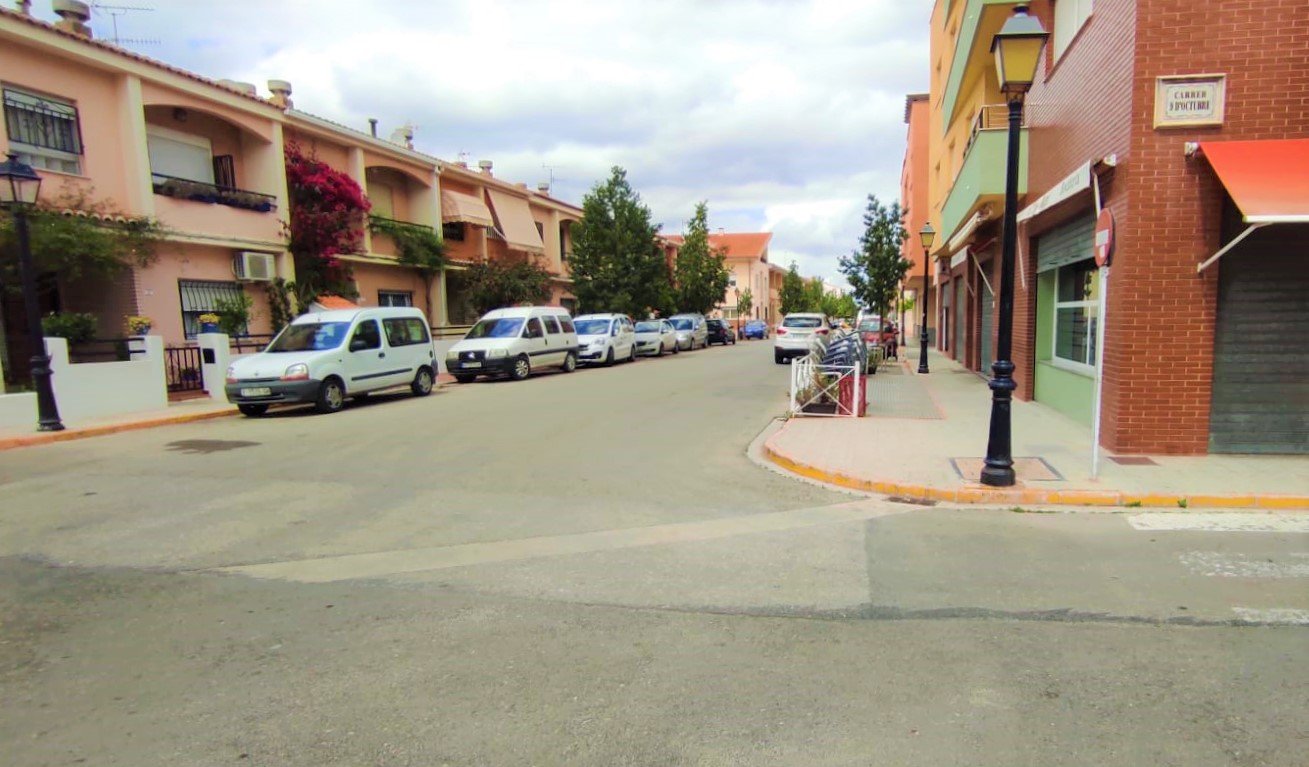 Se vende suelo urbano residencial por 115500 con 1320m en cangel en Manuel