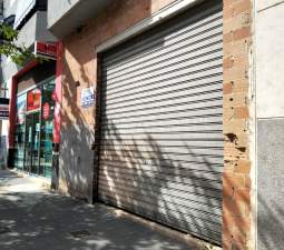 Local comercial a la venta en calle joan martorell Gandia por 105500 de 169m undefined