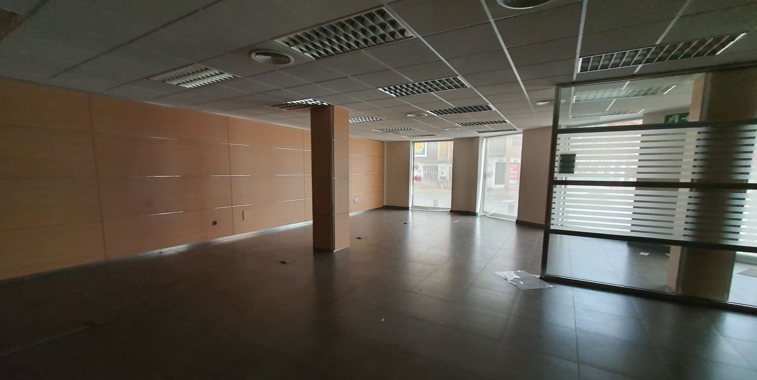 Local en venta en Avenida De Granada, Bj, 30410, Caravaca De La Cruz Murcia