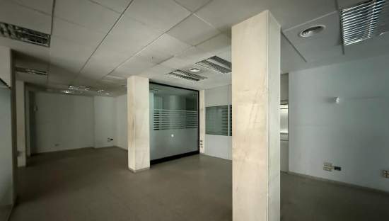 Local en venta en Alzira, Valencia