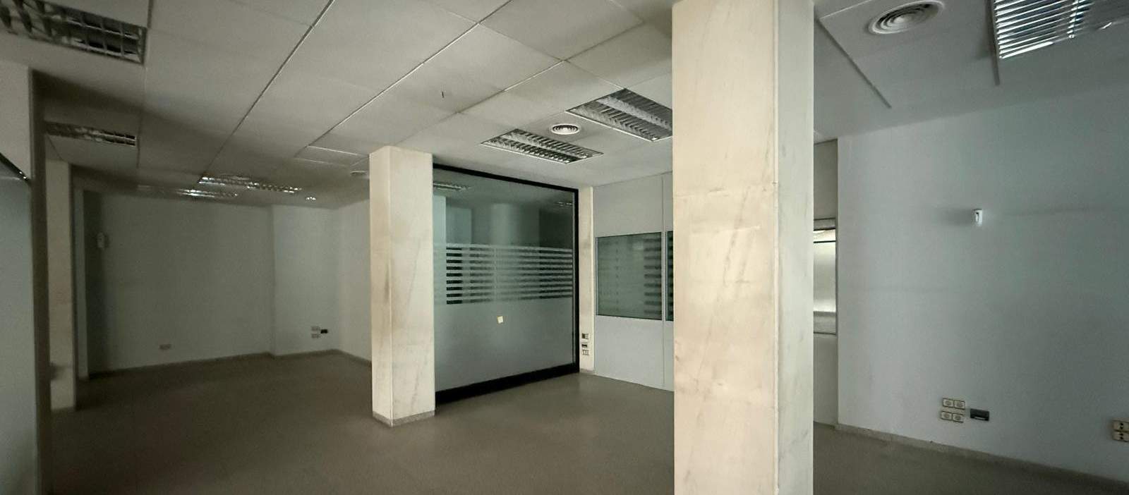 Local en venta en Alzira, Valencia