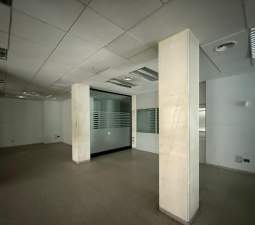 Local en venta en Alzira, Valencia