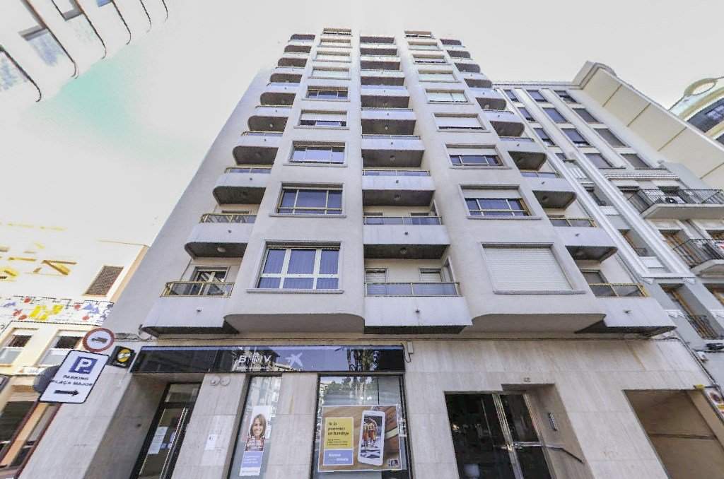 Local en Pz Major - Alzira - Valencia