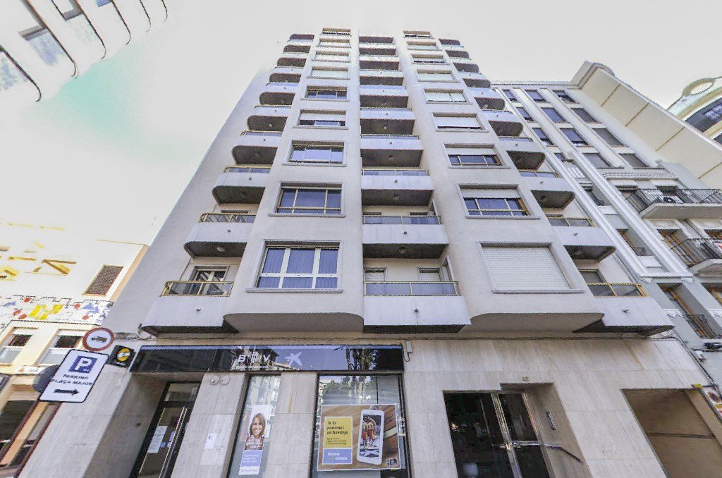 Local en Pz Major - Alzira - Valencia