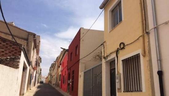 Unifamiliar Adosada en venta  en Calle Canalejas La Font De La Figuera Valencia