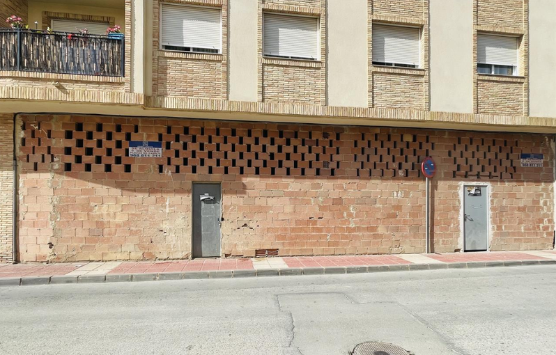 Local comercial en venta por 45000 con 67m undefined en calle pablos esquina calle mayor Murcia