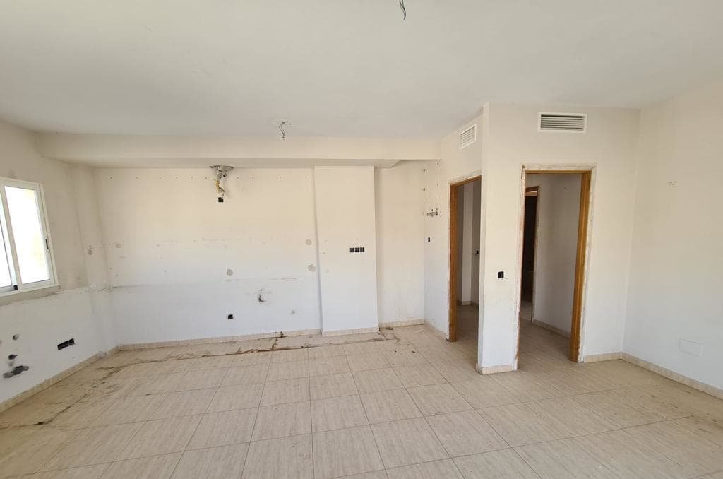 Unifamiliar Casa De Pueblo en venta  en Calle Jacinto Benavente, Murcia, Murcia