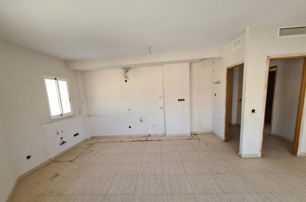 Unifamiliar Casa De Pueblo en venta  en Calle Jacinto Benavente, Murcia, Murcia