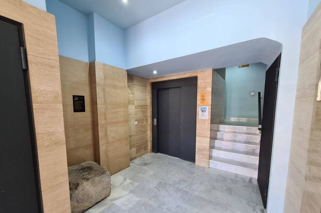 Unifamiliar Casa De Pueblo en venta  en Calle Jacinto Benavente, Murcia, Murcia