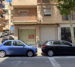 Local Comercial en venta  en Calle Juan Gil Albert Alcoy Alicante